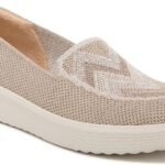 bzees_march_on_moc_hazelnut_02
