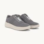 Bzees_wanderer_grey_01