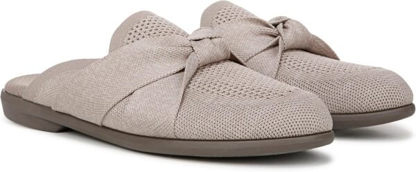 bzees_kissed_mule_taupe_01
